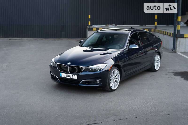 Седан BMW 3 Series