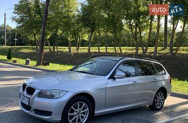 BMW 3 Series 2010