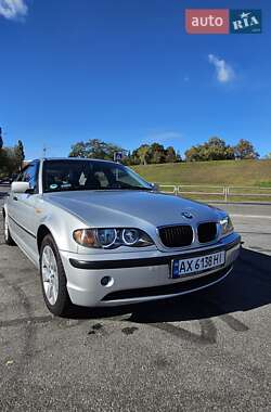 BMW 3 Series  2004