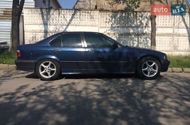 BMW 3 Series  1995