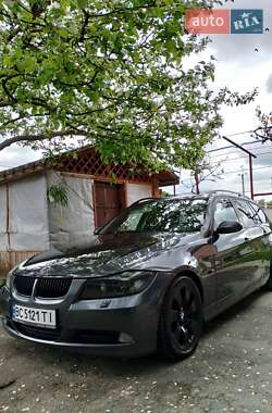 BMW 3 Series  2005
