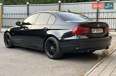 BMW 3 Series  2011