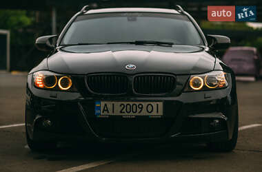 BMW 3 Series  2009