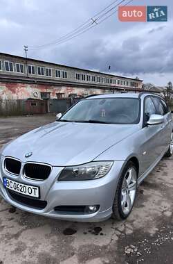 BMW 3 Series  2010