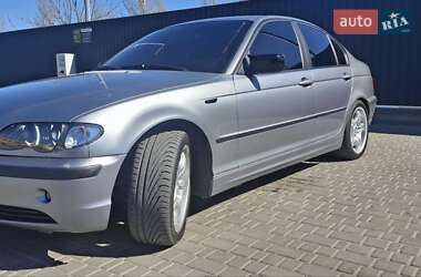 BMW 3 Series  2003