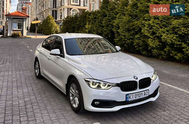 BMW 3 Series  2017