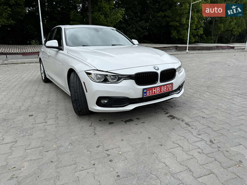 Седан BMW 3 Series