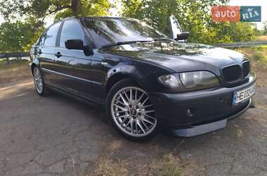 BMW 3 Series  2003