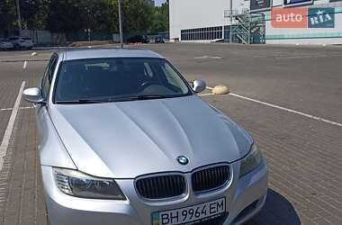 BMW 3 Series  2010