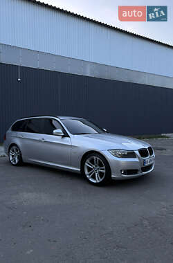 BMW 3 Series 2011
