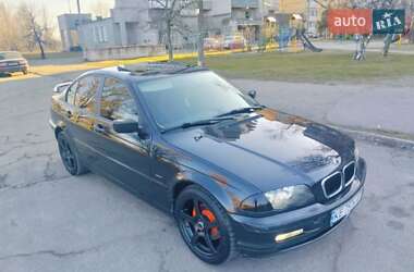 BMW 3 Series  1998