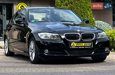 BMW 3 Series  2010