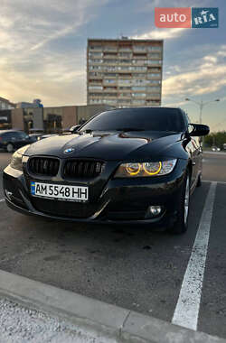 BMW 3 Series  2009