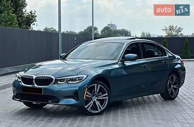 BMW 3 Series  2019