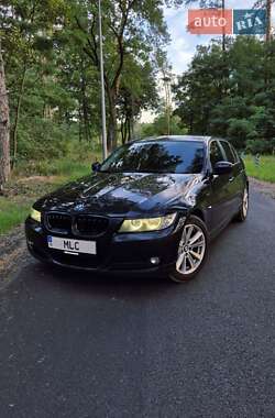 BMW 3 Series 2010