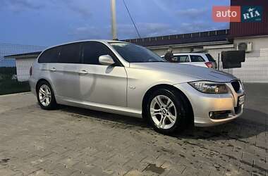 BMW 3 Series 2009