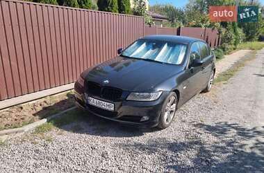 BMW 3 Series  2010