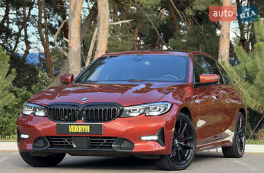 BMW 3 Series  2019