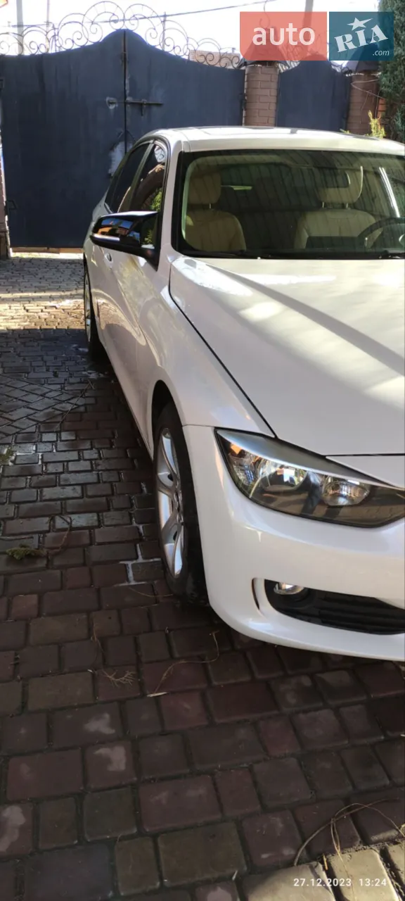 2013 BMW 3er - мініатюра 2