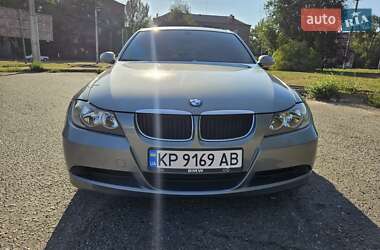 BMW 3 Series  2005