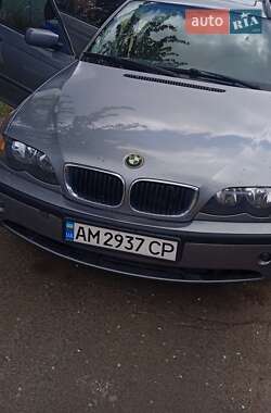 BMW 3 Series  2004