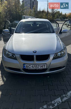 BMW 3 Series  2005