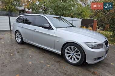 BMW 3 Series  2009