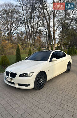 BMW 3 Series 2009