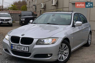 BMW 3 Series 2011