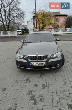 BMW 3 Series  2005
