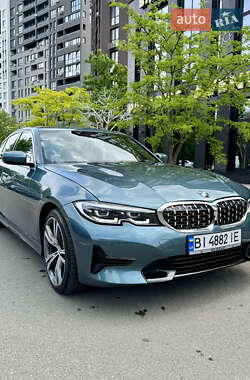 BMW 3 Series  2021