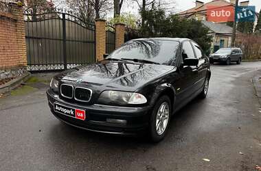 BMW 3 Series  2001