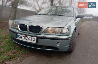BMW 3 Series  2004