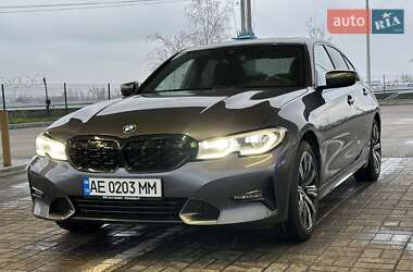 BMW 3 Series  2019