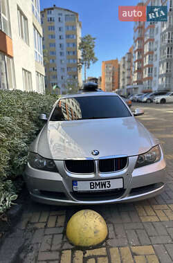 BMW 3 Series 2005