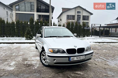 BMW 3 Series  2004