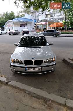 BMW 3 Series  2004