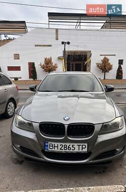 BMW 3 Series  2010