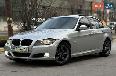 BMW 3 Series  2010