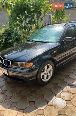 BMW 3 Series  2004
