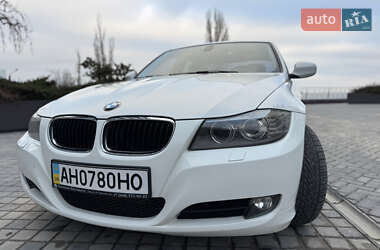 BMW 3 Series  2011
