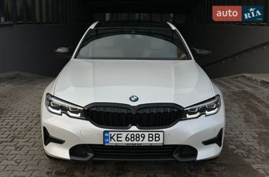 BMW 3 Series  2019