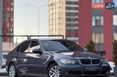 BMW 3 Series  2005