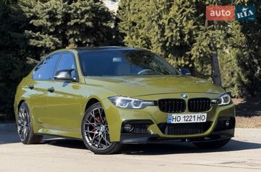BMW 3 Series  2017