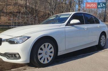 BMW 3 Series  2017