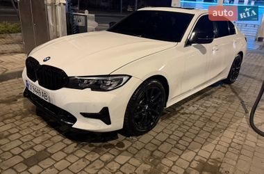 BMW 3 Series  2019