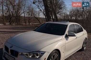 BMW 3 Series  2017