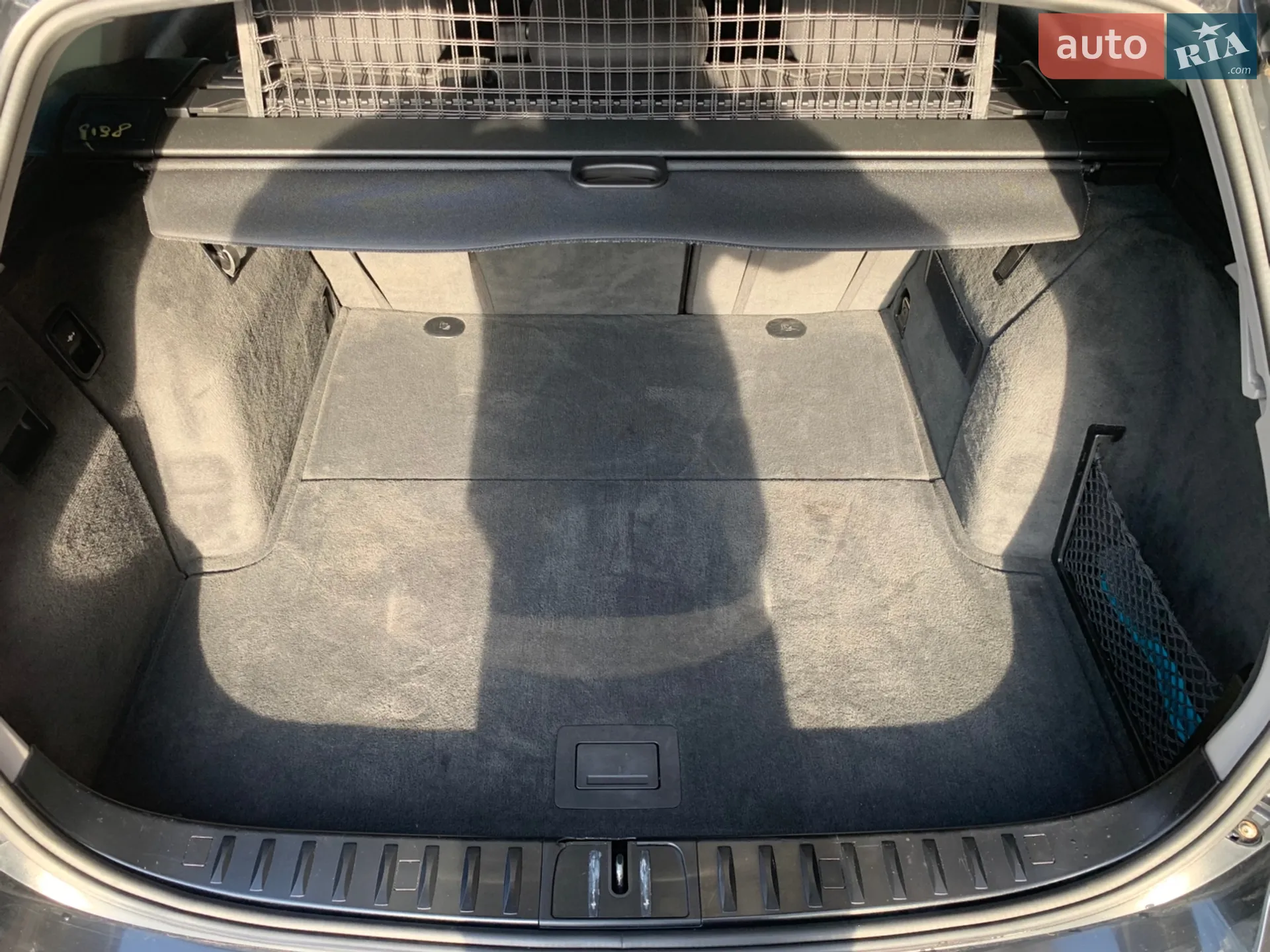 BMW 3 Series 2010 VIN WBAUX31010A670032 фото оголошення 9 з 24