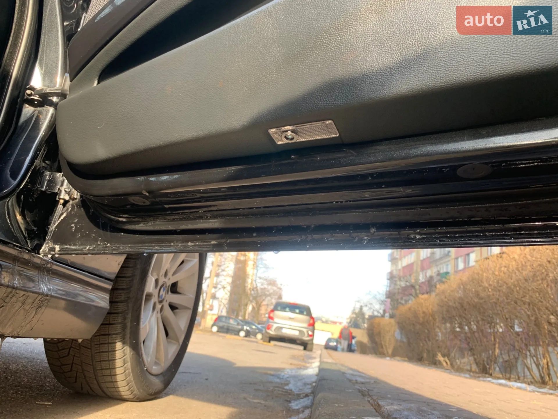 BMW 3 Series 2010 VIN WBAUX31010A670032 фото оголошення 11 з 24