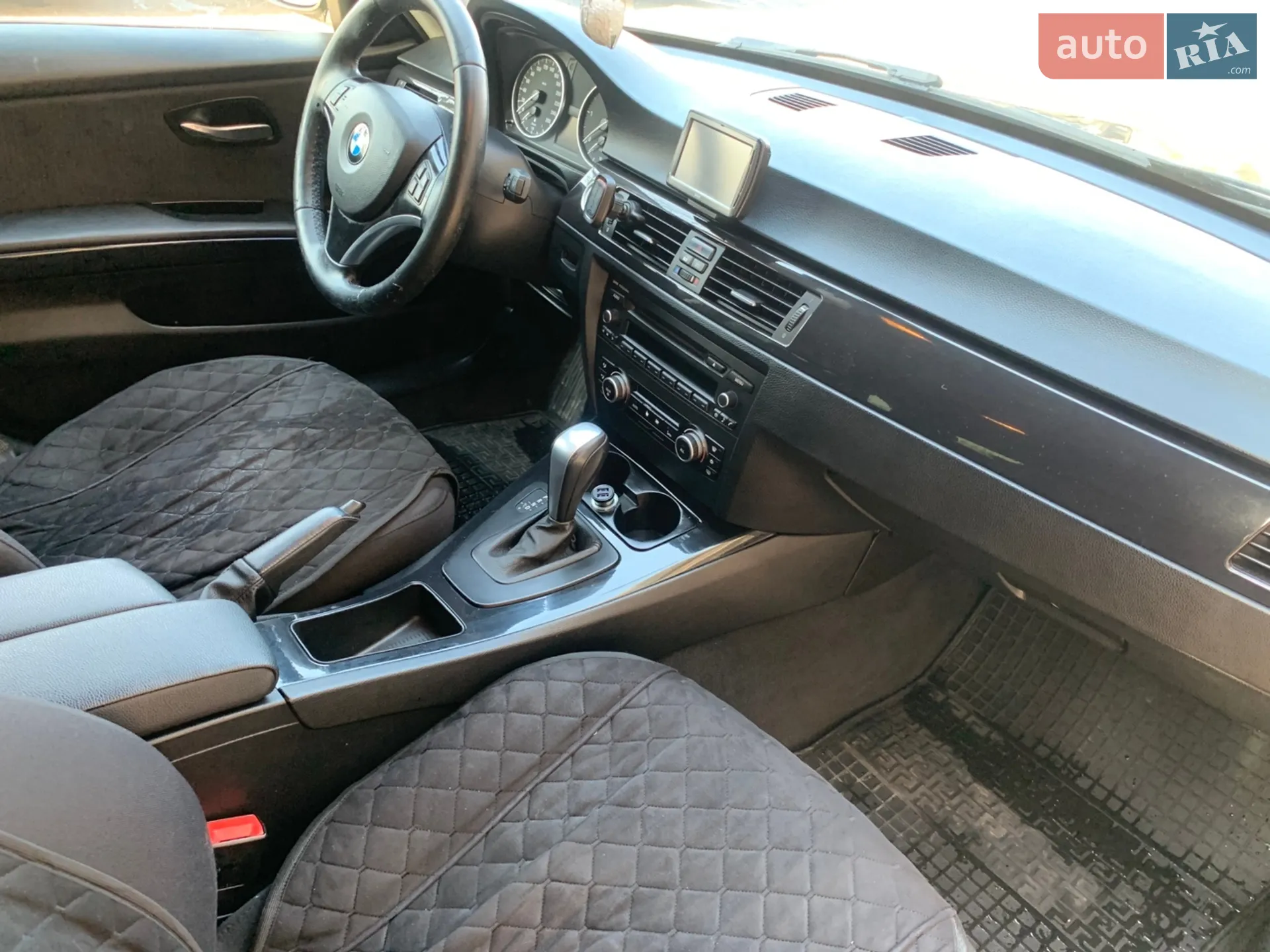 BMW 3 Series 2010 VIN WBAUX31010A670032 фото оголошення 14 з 24